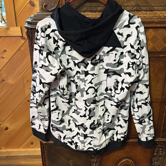 Koral Black and White Camo Sweatshirt Hoodie XS - Picture 5 of 7